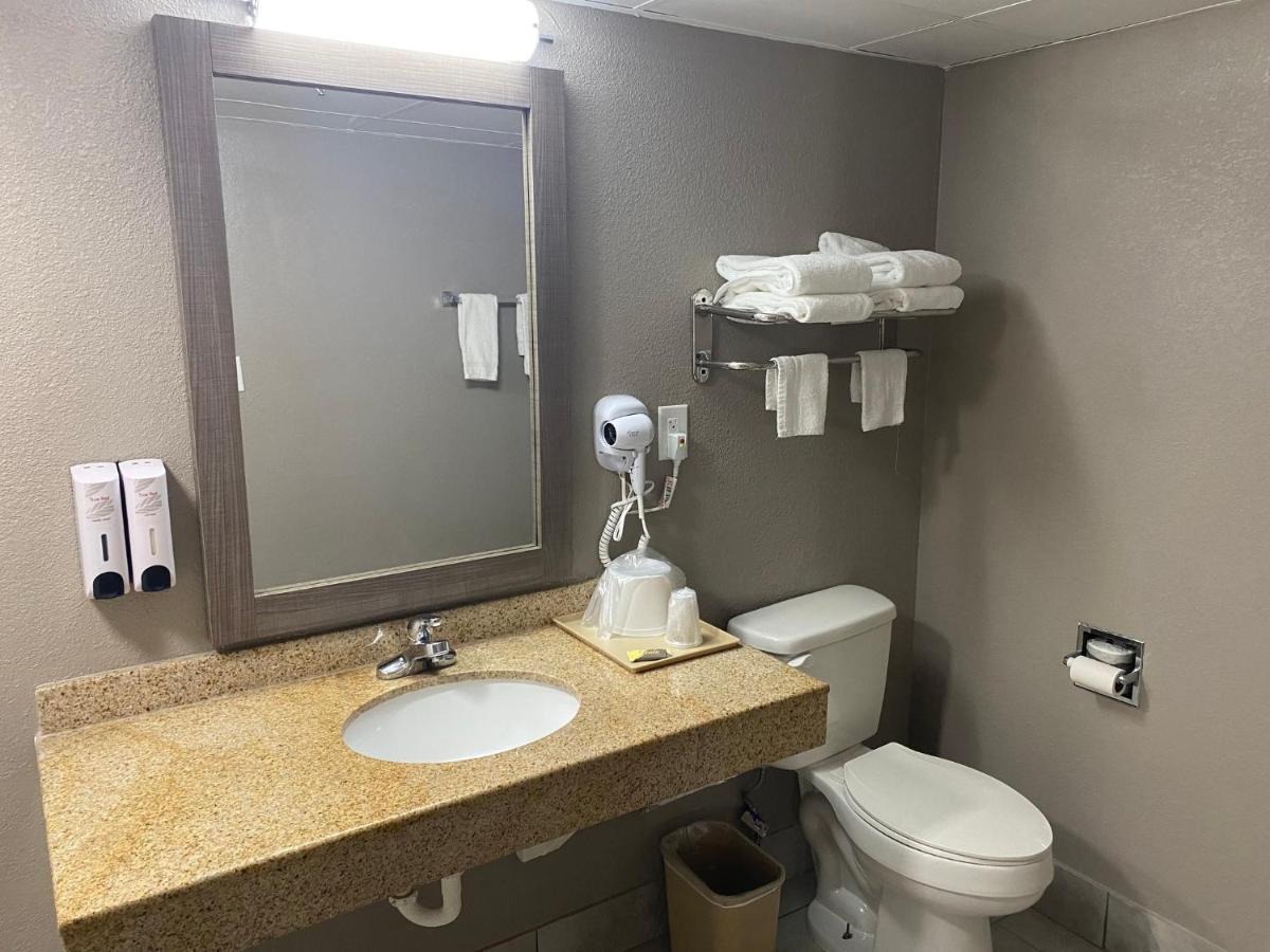 Red Roof Inn Jacksonville, Al Kültér fotó